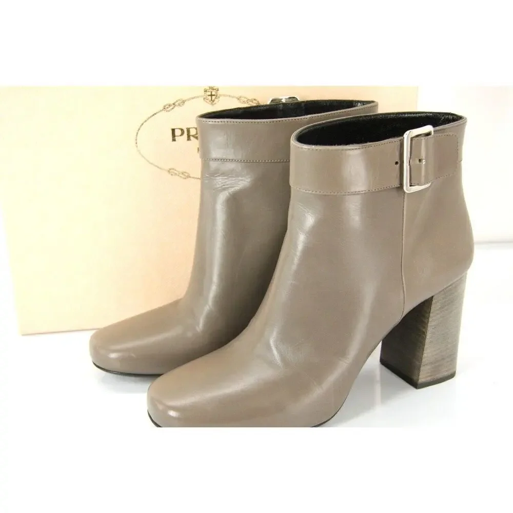 Prada grey block
